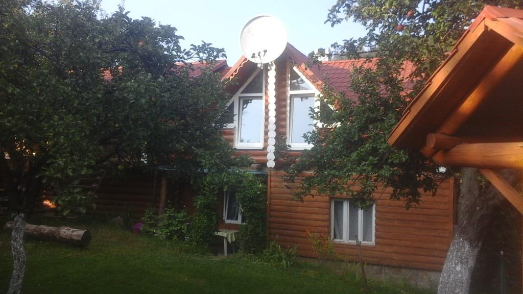 Садиба Під Гострою 泽德尼耶沃 外观 照片