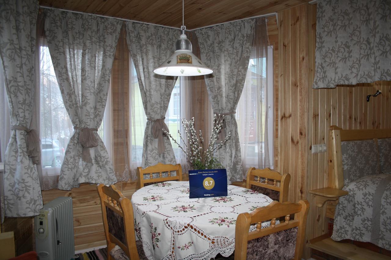 Садиба Під Гострою 泽德尼耶沃 外观 照片